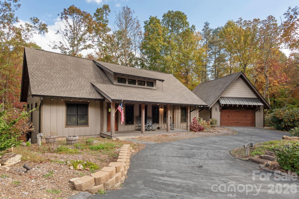 Lobdell Woods, Pisgah Forest community