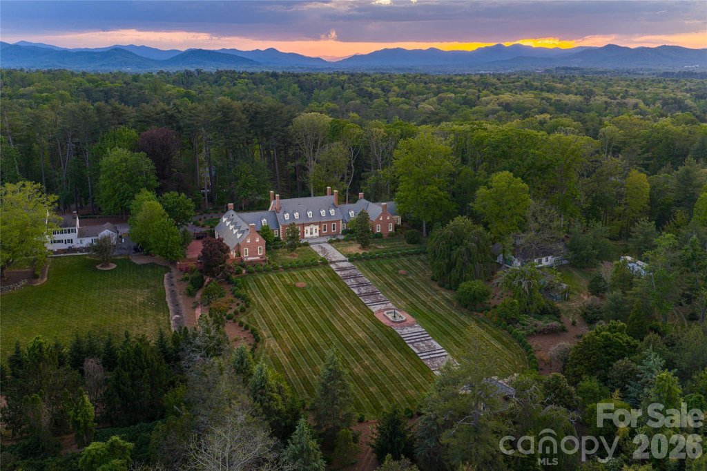 Biltmore Forest, Asheville community