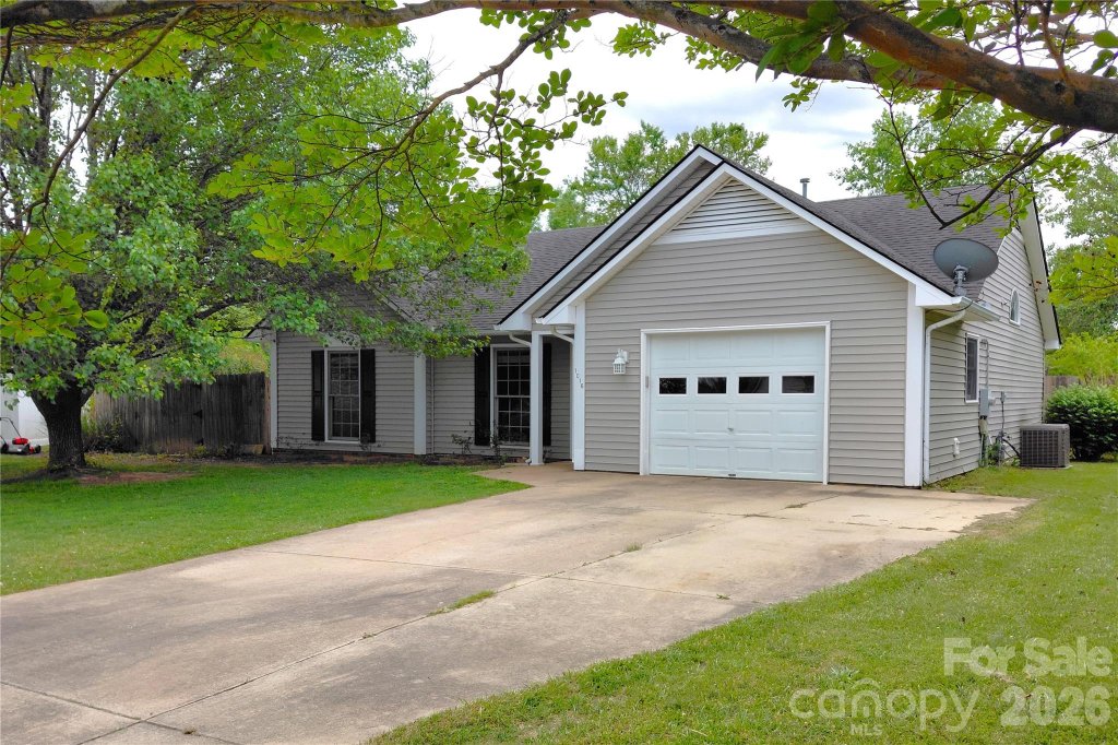 1016 Thorncrest Drive