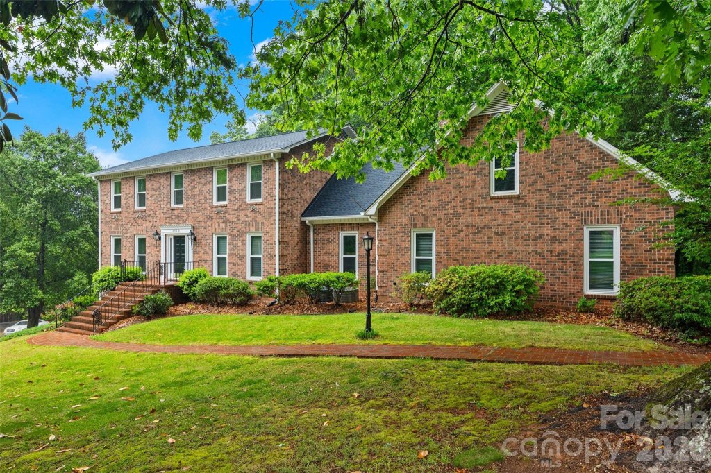 Shiland Hills, Rock Hill community