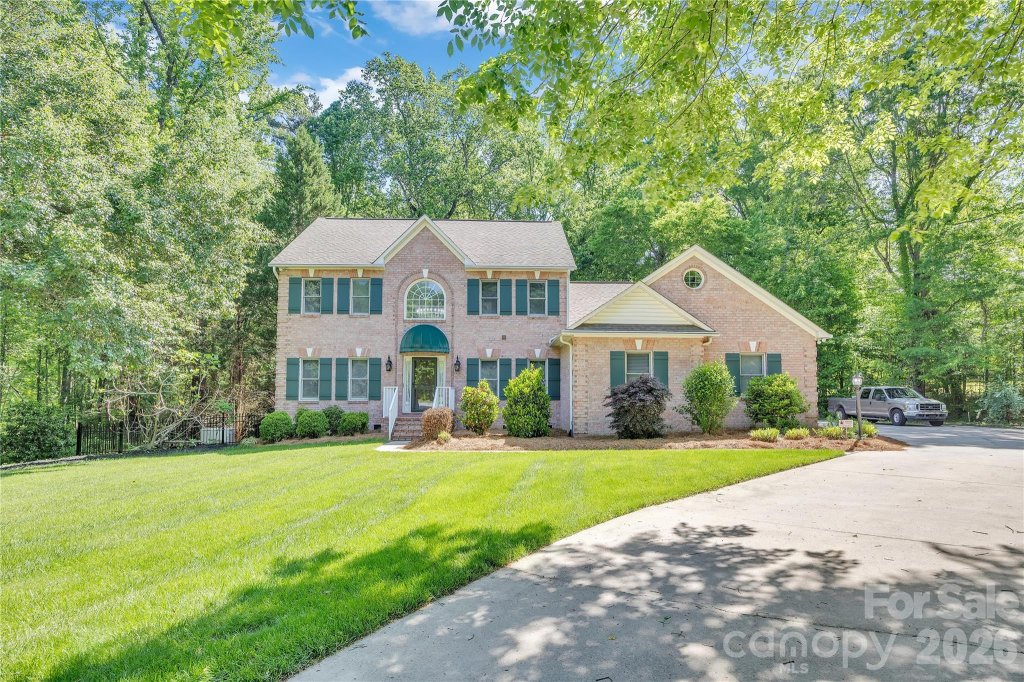 106 Mist Valley Drive