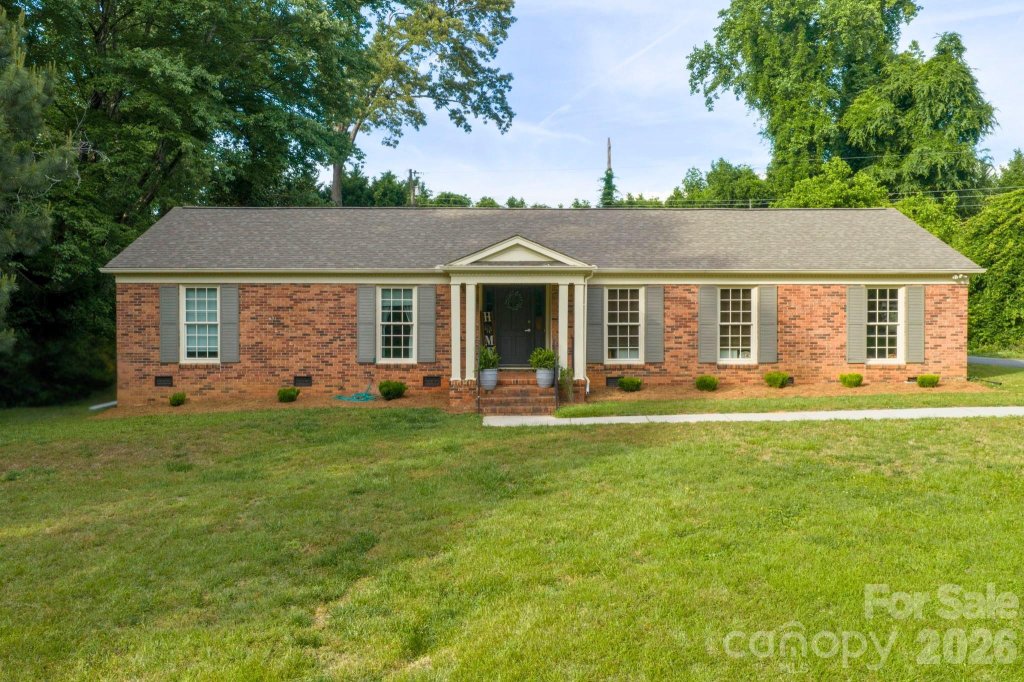 2186 Wentworth Drive