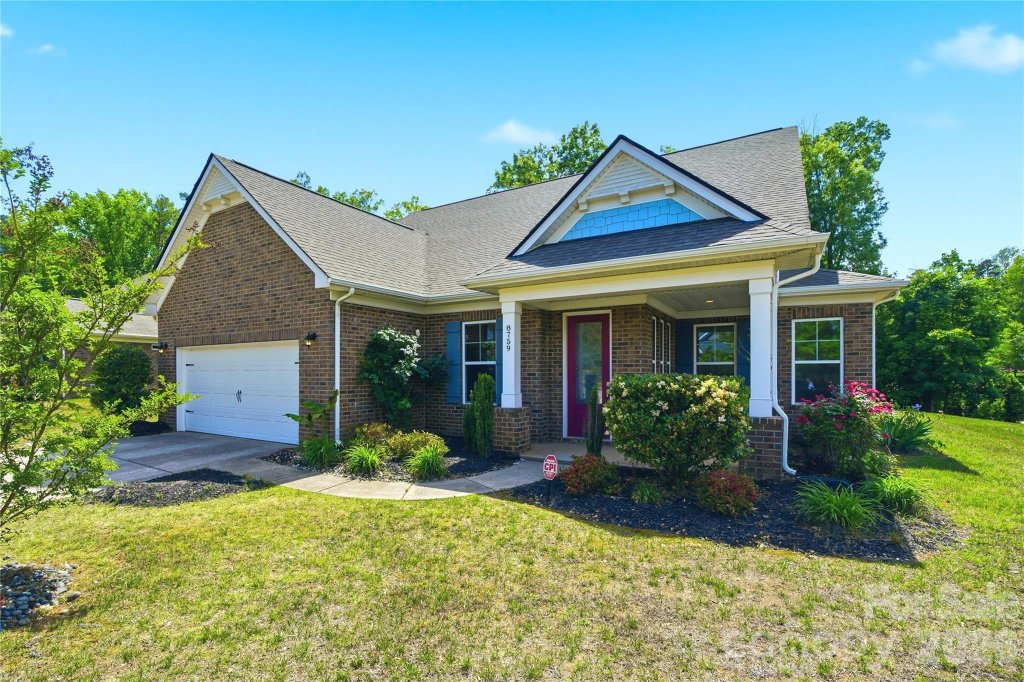 8759 Mullis Forest Court