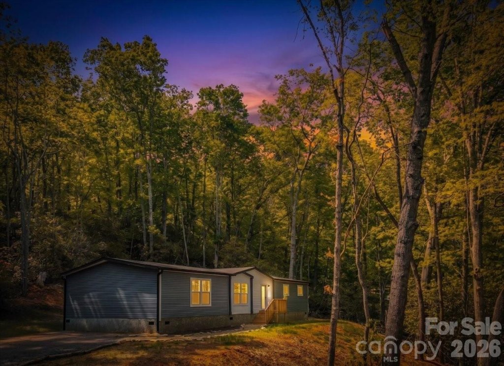 Cherry Hollow, Burnsville community