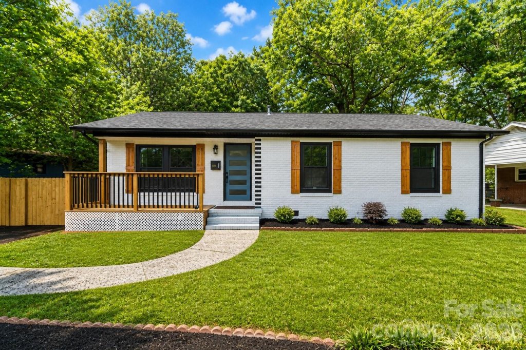 1519 Briarfield Drive