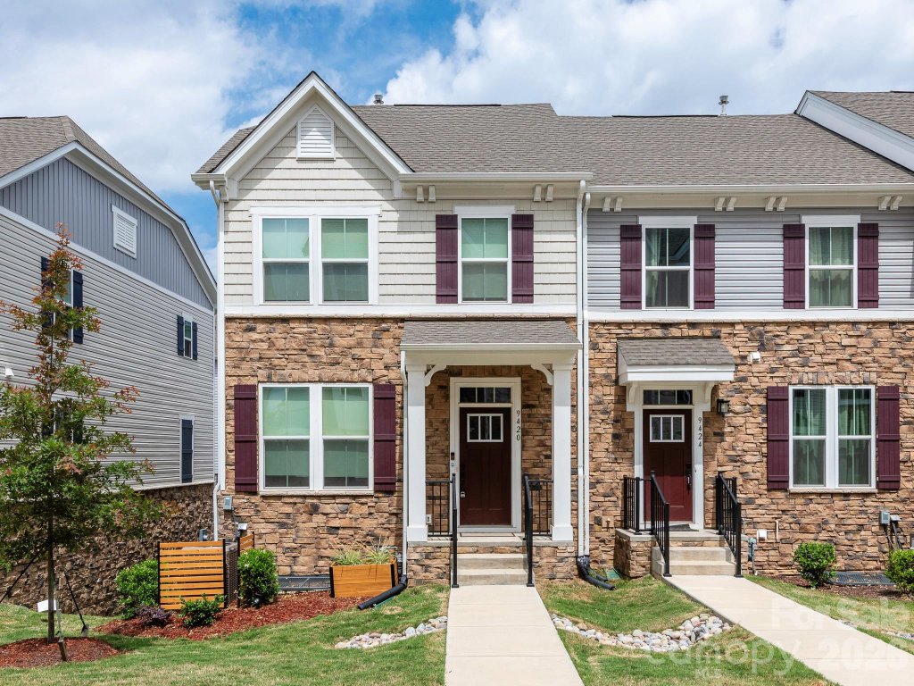 9420 Mallard Mills Drive