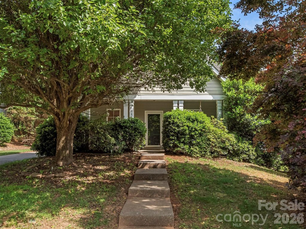 8214 Ballymore Court