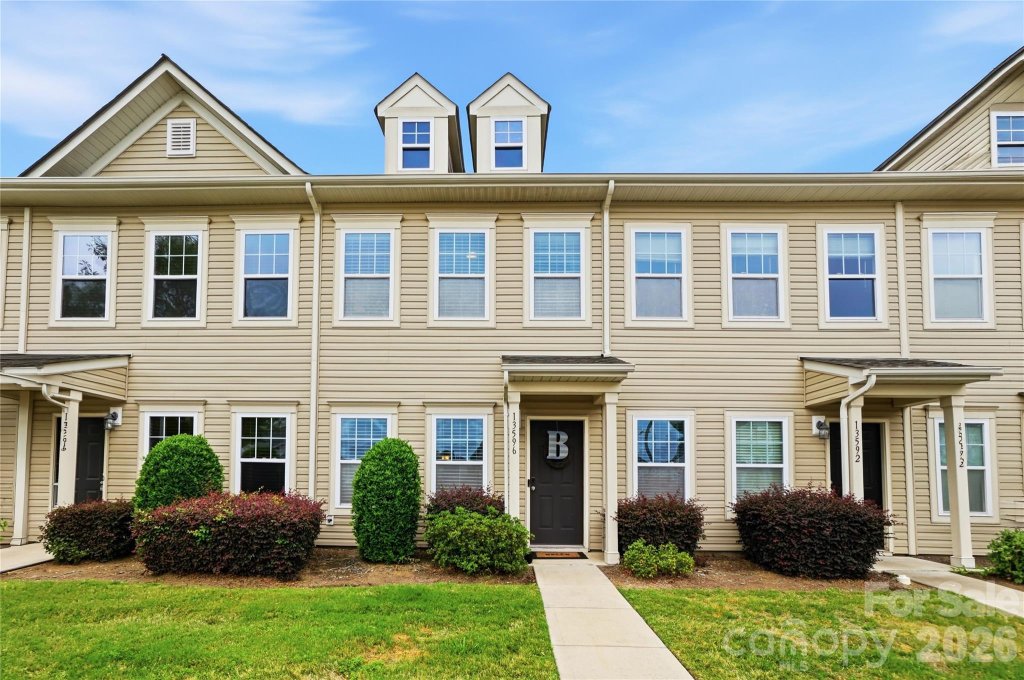 13596 Calloway Glen Drive