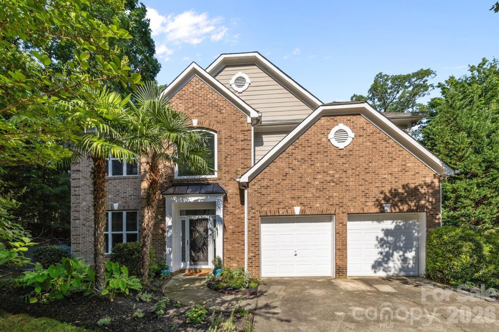 Harbor Club, Charlotte community