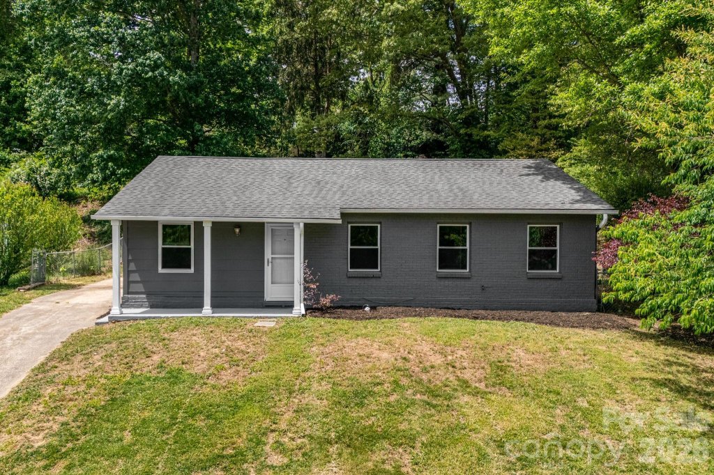 Mount Carmel Acres, Asheville community