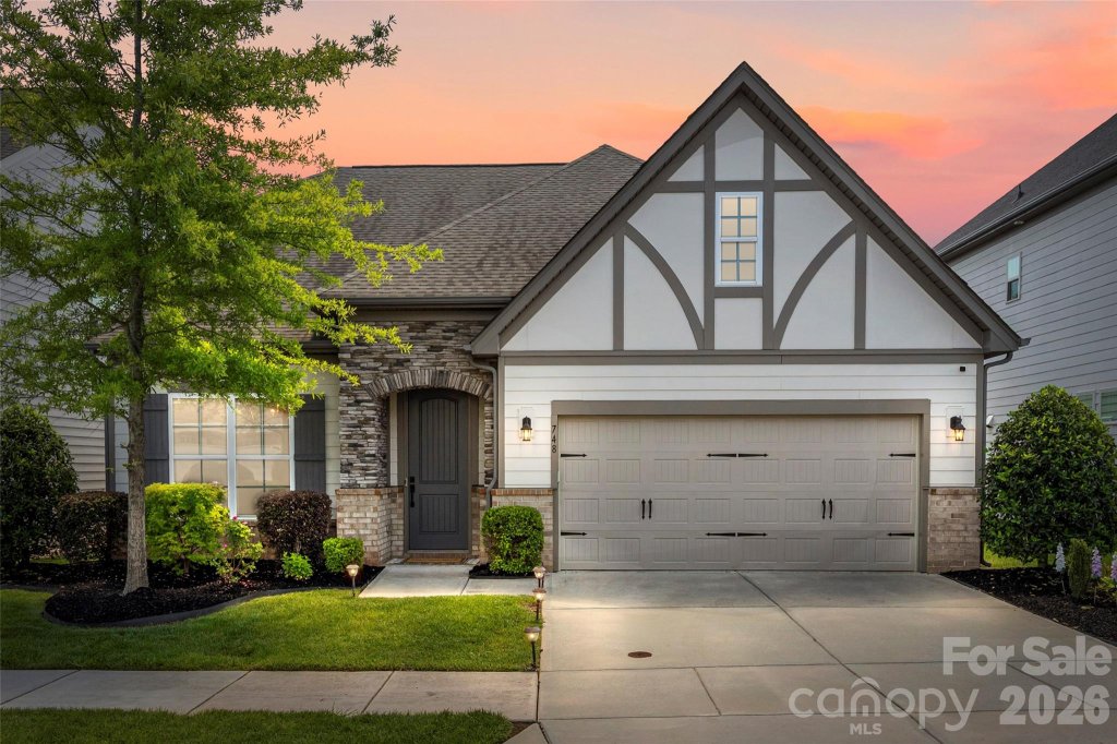 748 Garrett Green Way