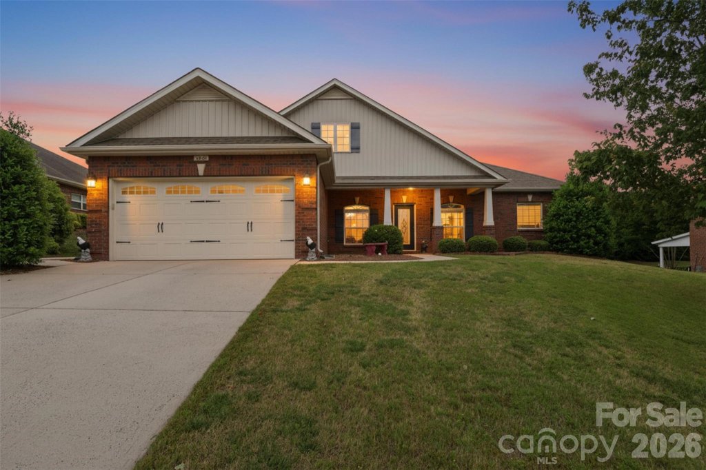 2425 Winnsford Lane