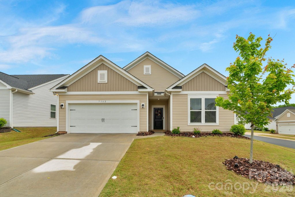 Kinsley, Denver community