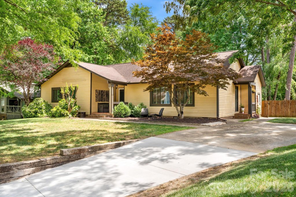 8700 Lorraine Drive