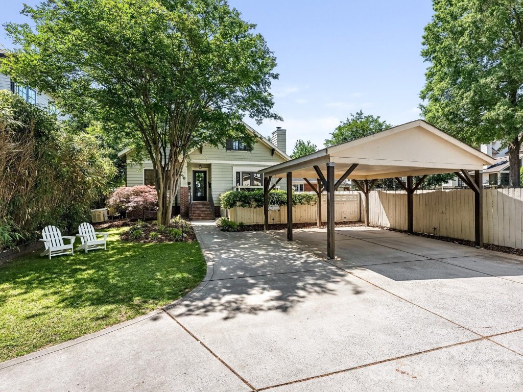 207 Towill Place