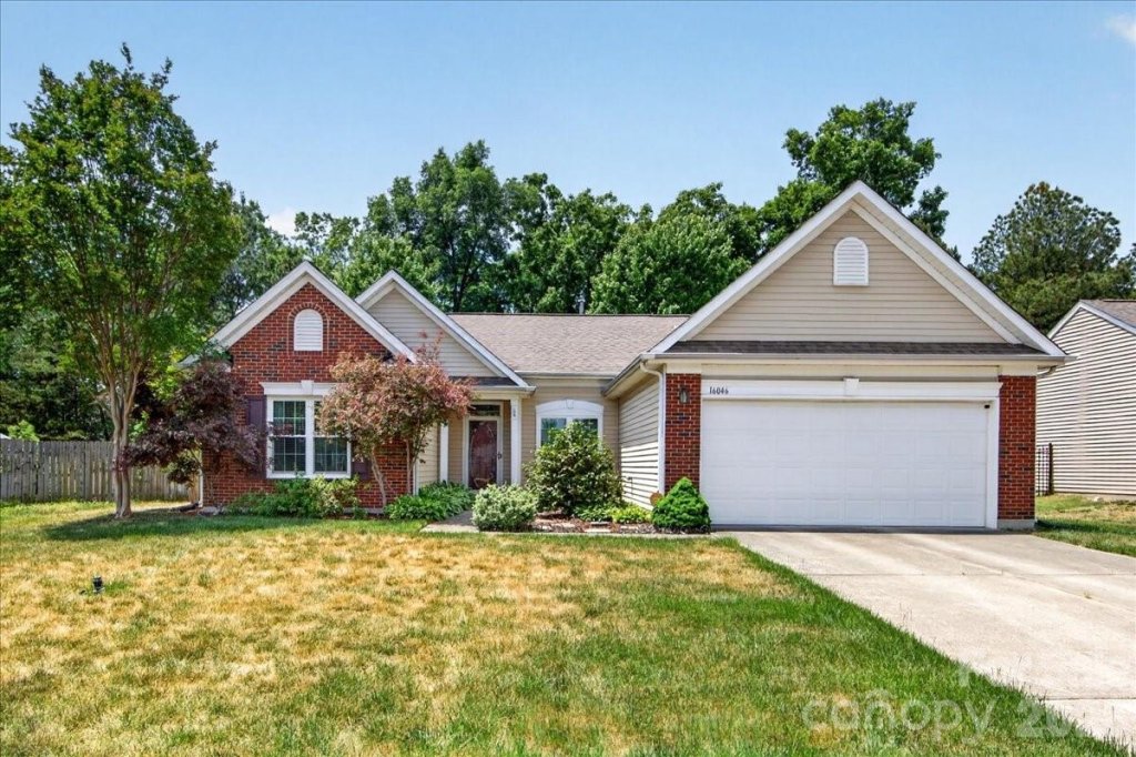 Greybriar, Charlotte community