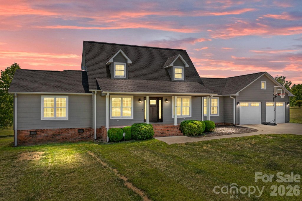 Cliffside, Shelby community