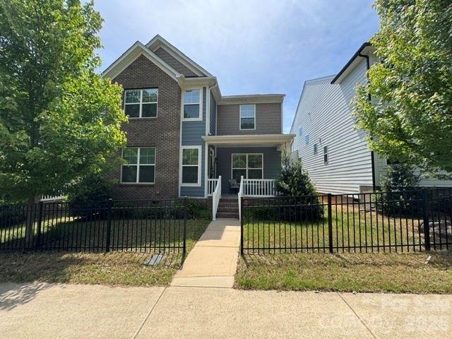 Laurel Walk, Belmont community