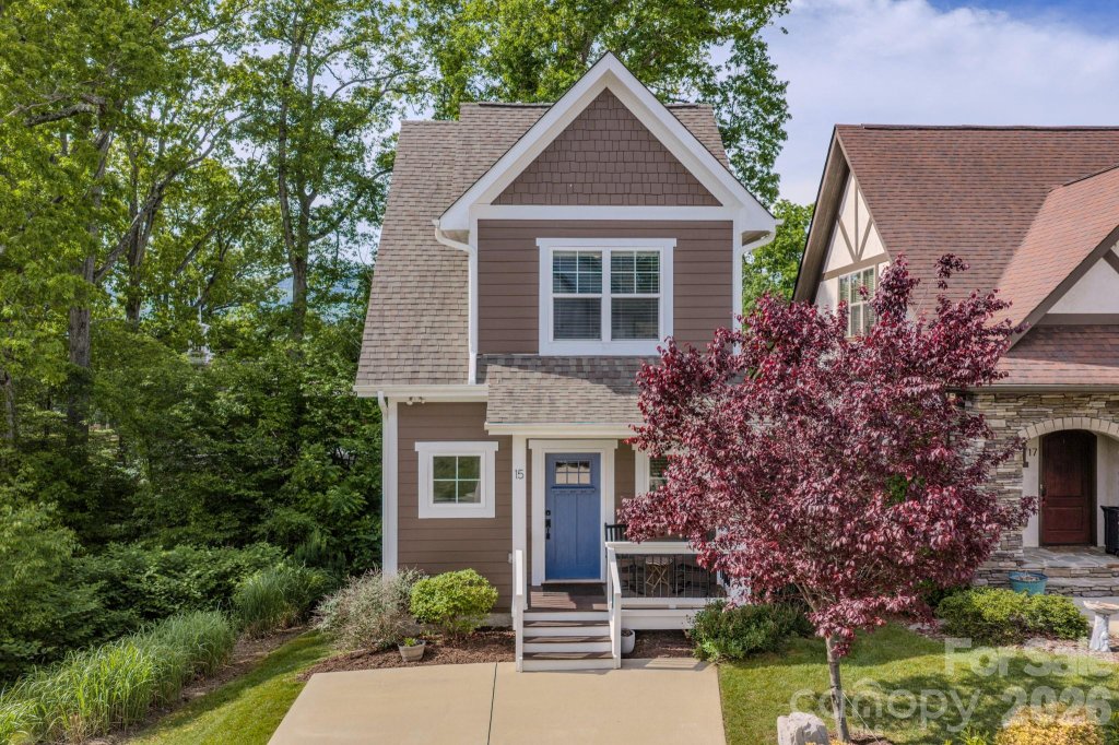 15 Tudor Way