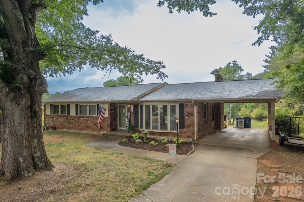 Clearview Acres, Hickory community
