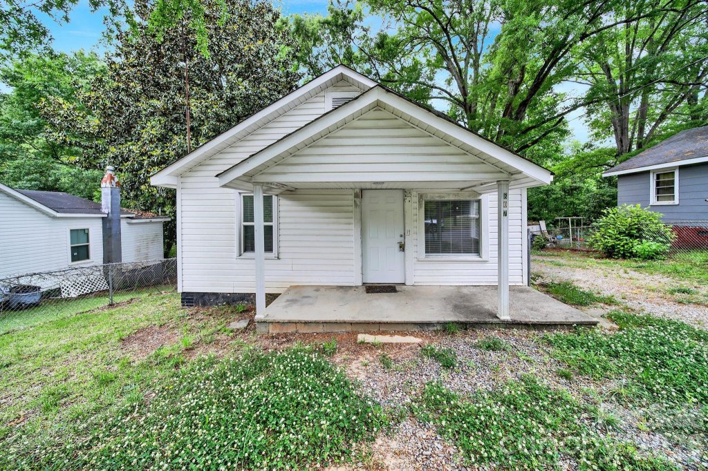 807 Evening Shade Lane