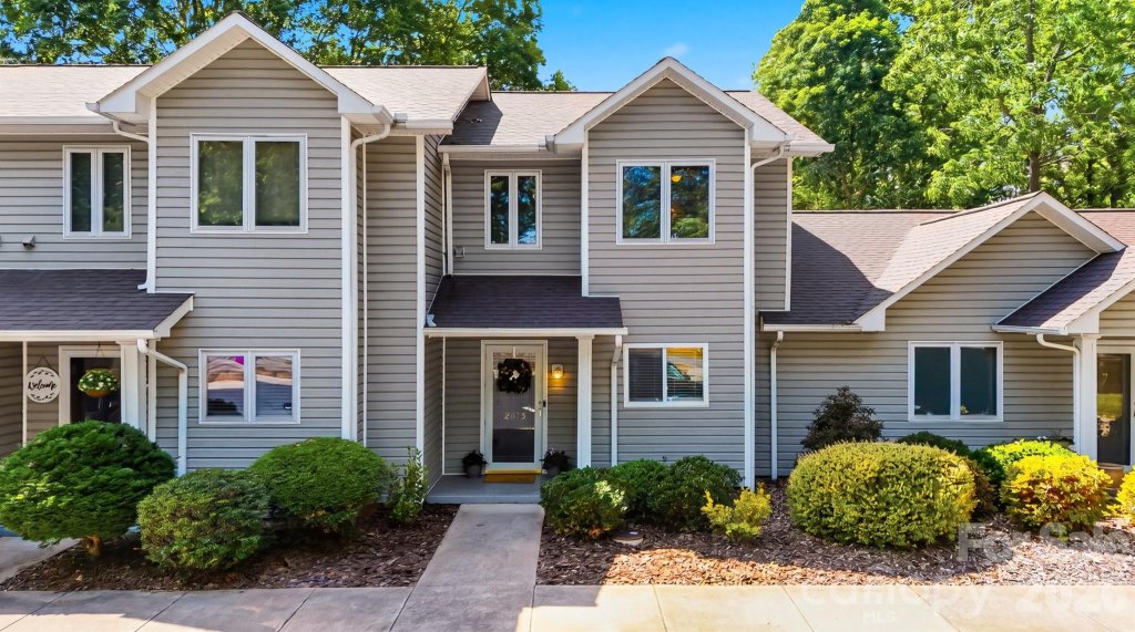 2675 White Oak Ct Extension