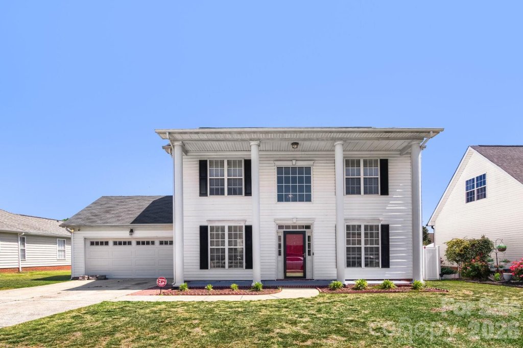 Holly Park, Indian Trail community