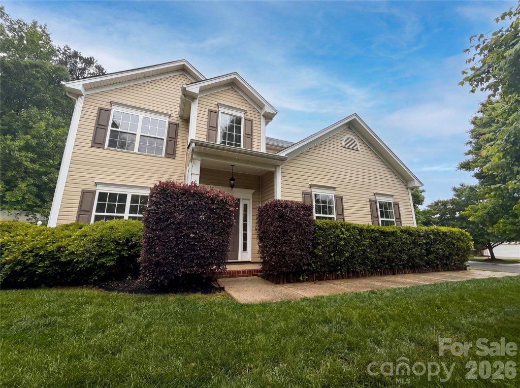 8702 Bell Song Lane