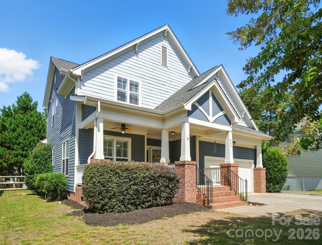 342 Shoreline Parkway