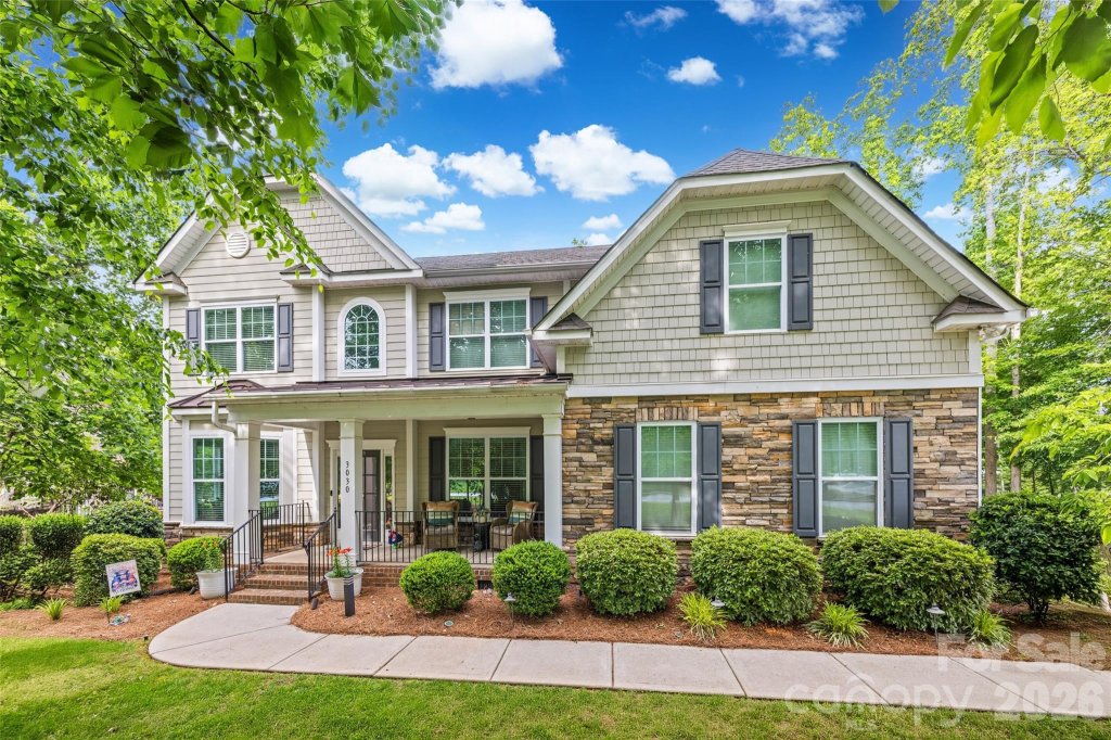 The Bluffs, Clover community