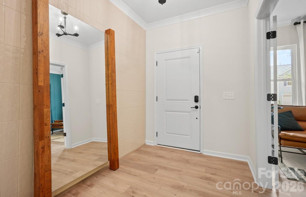 3817 Lillypad Lane