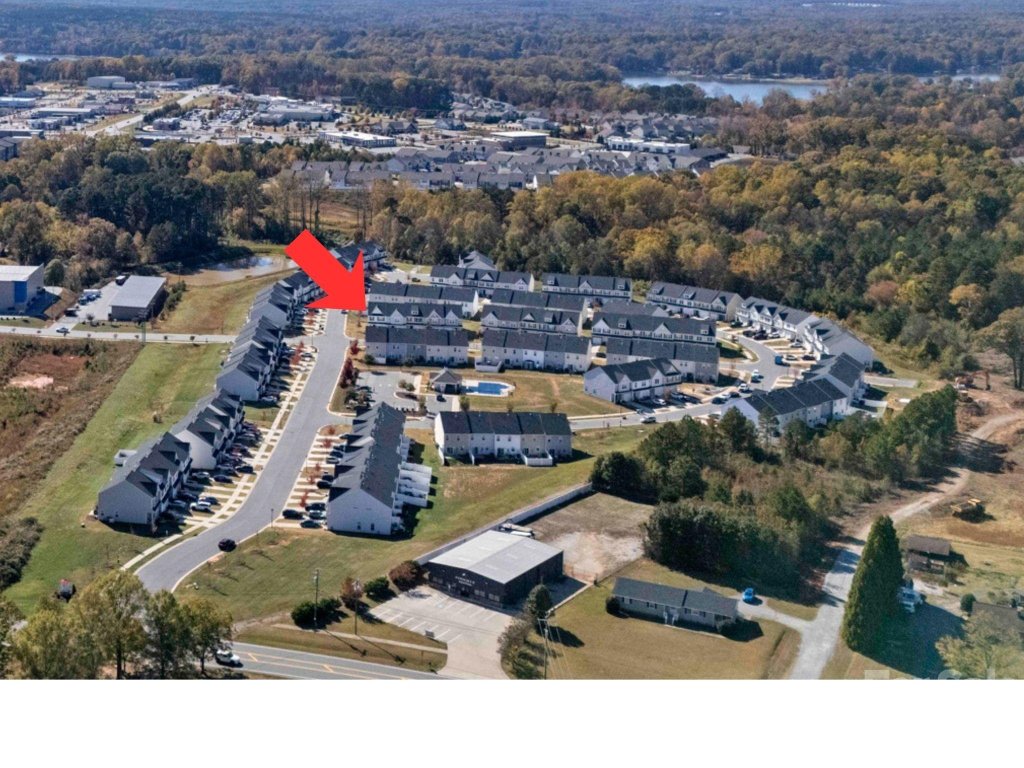 The Townes At Sherrills Ford, Terrell community