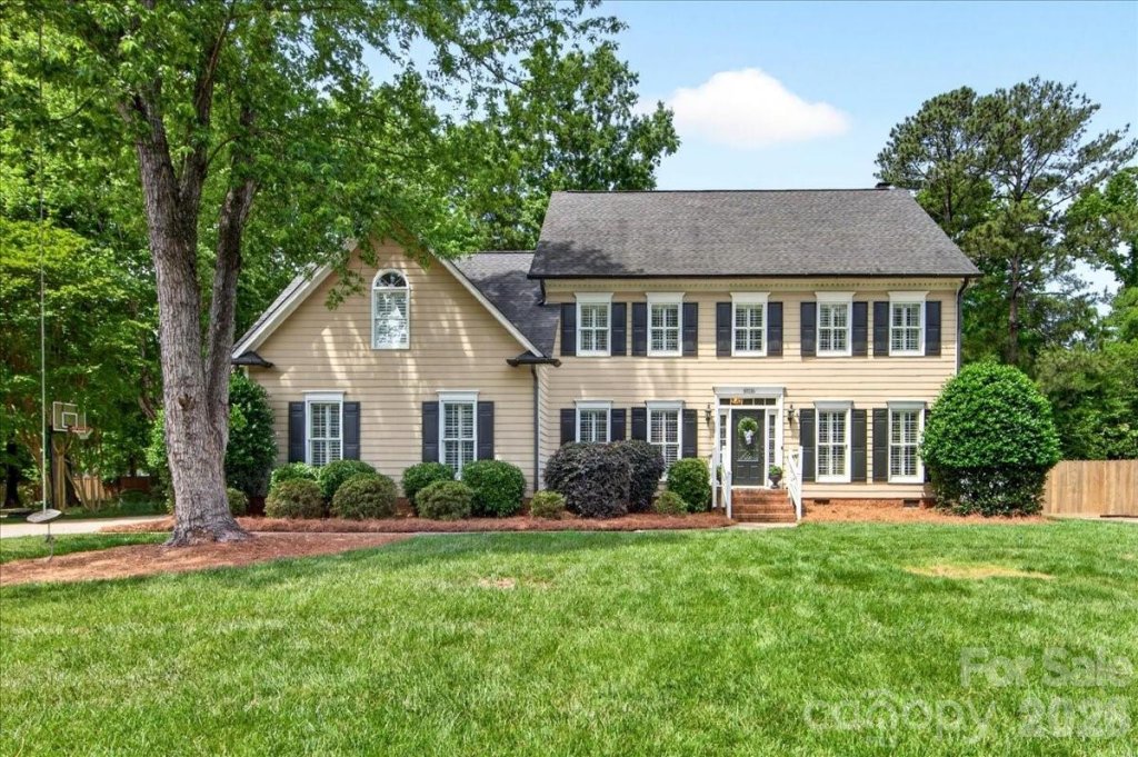 Berkeley, Charlotte community