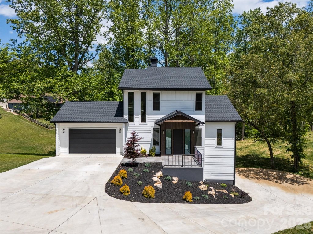 The Farm At Bradshaw Lane, Candler community