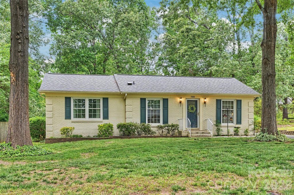 Fairfield Plantation, Matthews community