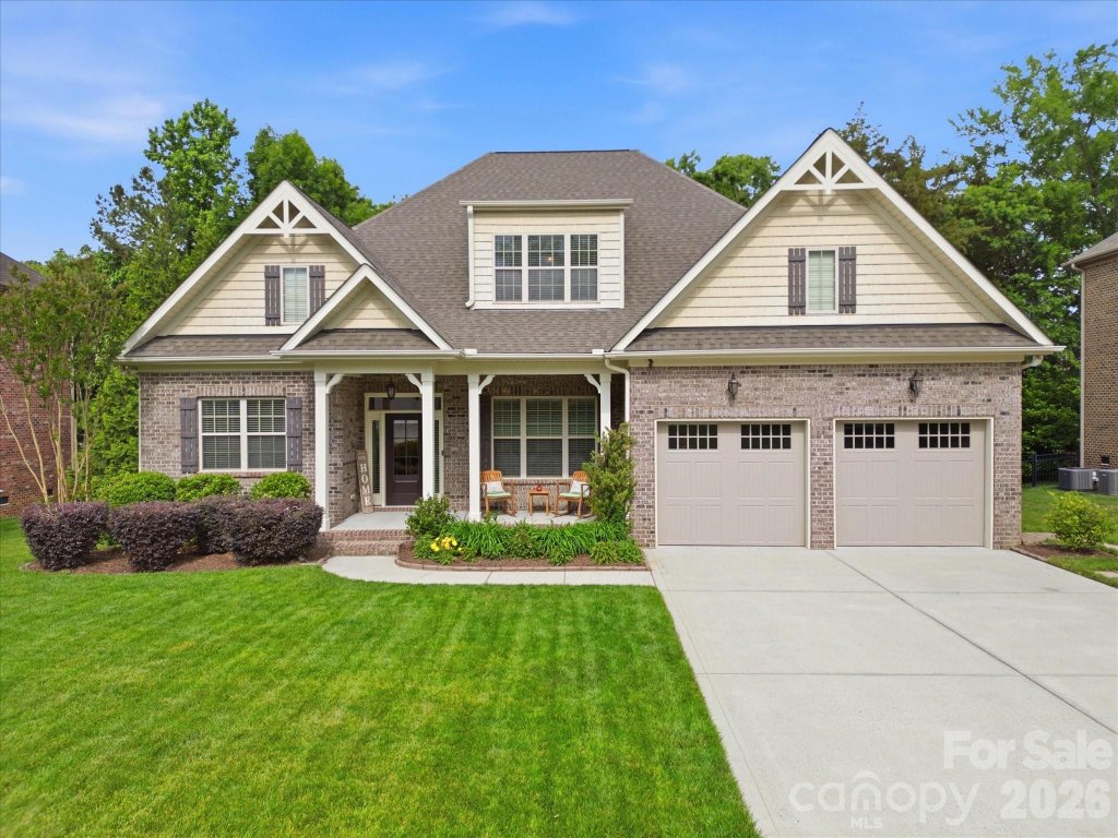 Chestnut Place, Matthews community