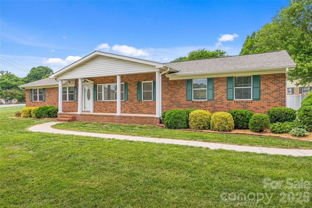 2430 Old Cedarwood Drive