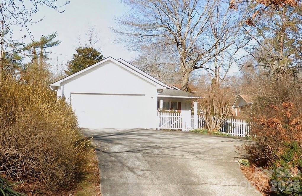 105 Amelia Drive