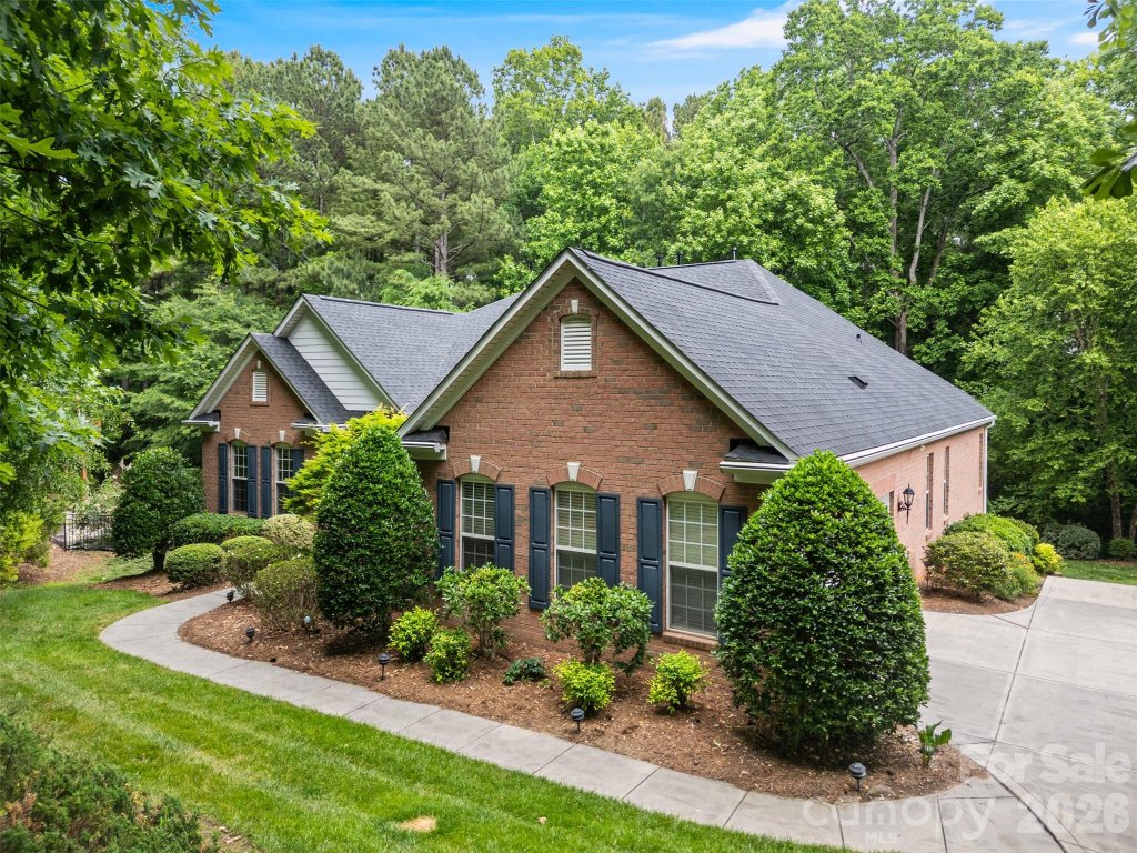 101 Woodwinds Drive