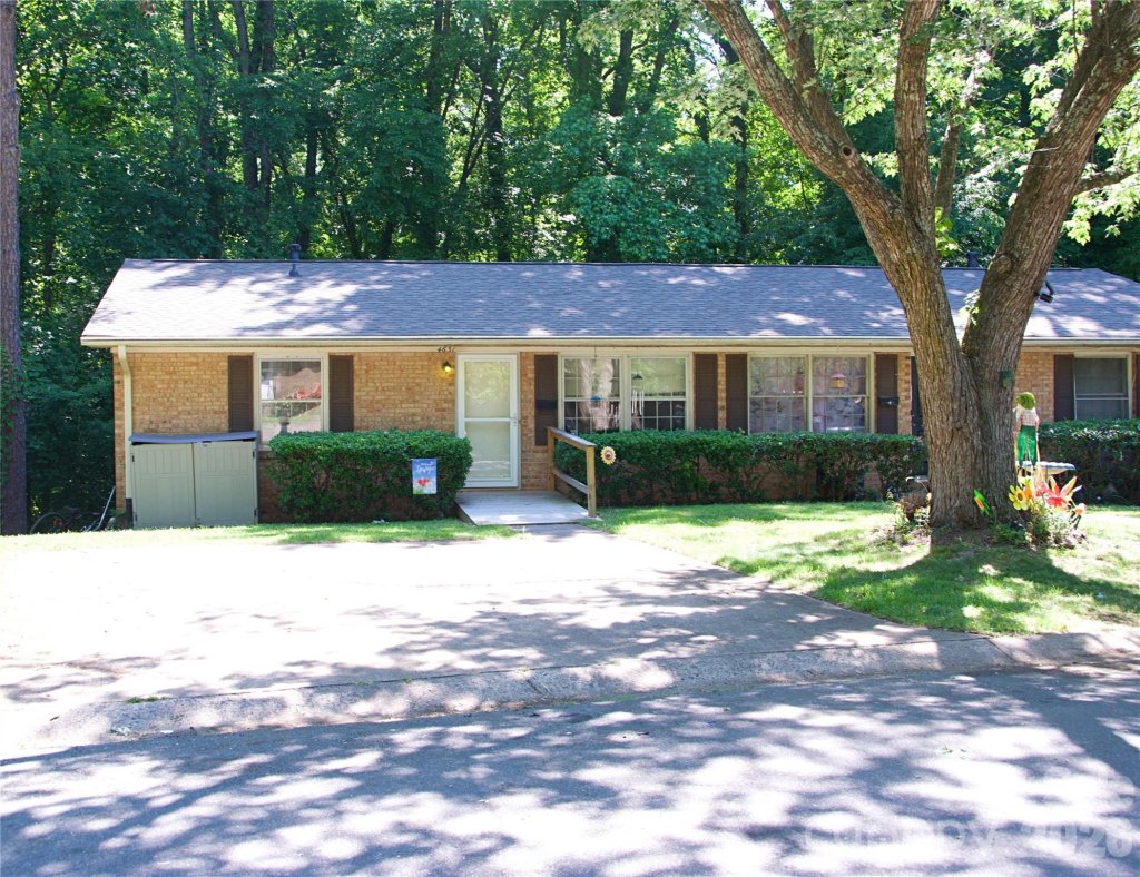 4631 Highlake Drive