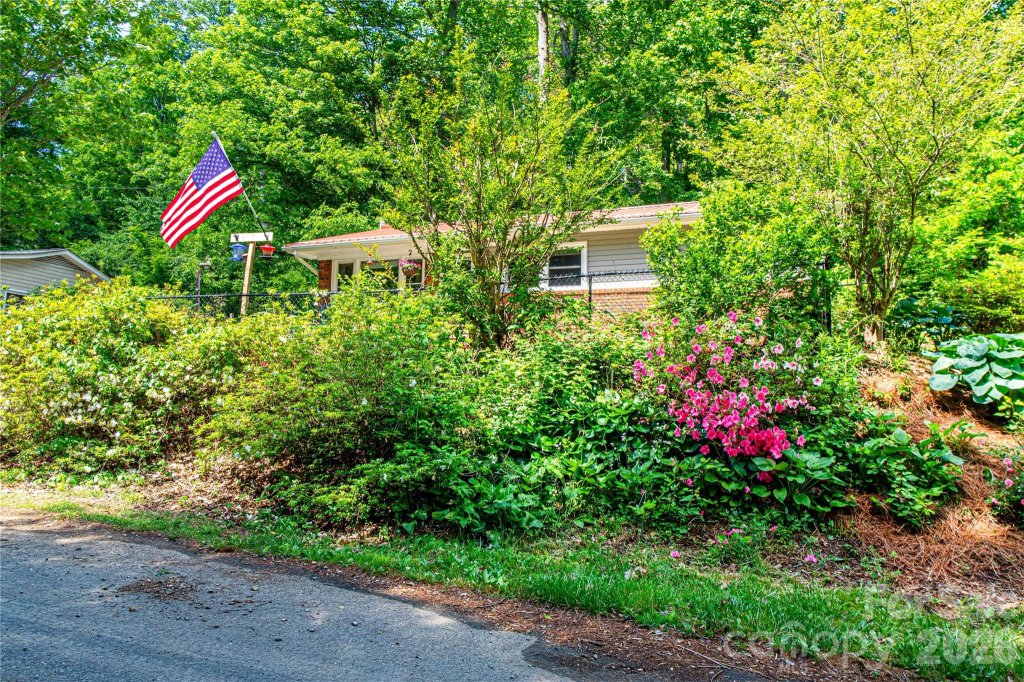 203 Kennedy Drive
