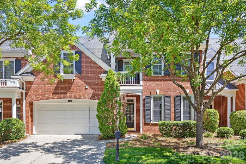 The Magnolias, Charlotte community