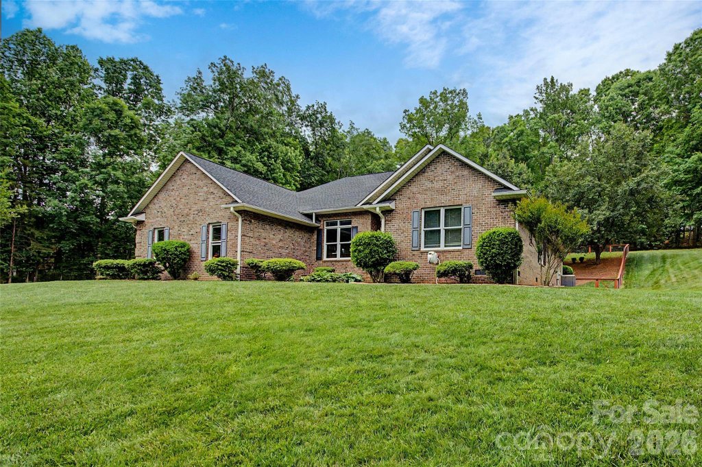 Wilkins Forest, Rutherfordton community