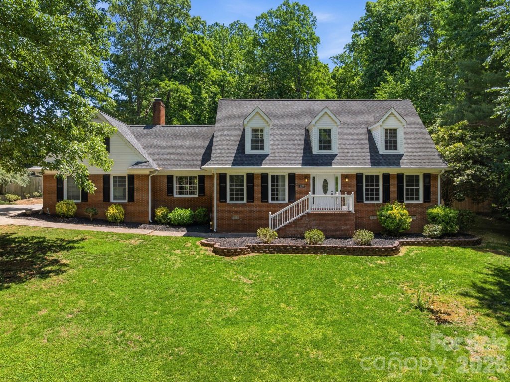 3500 Sunningdale Lane