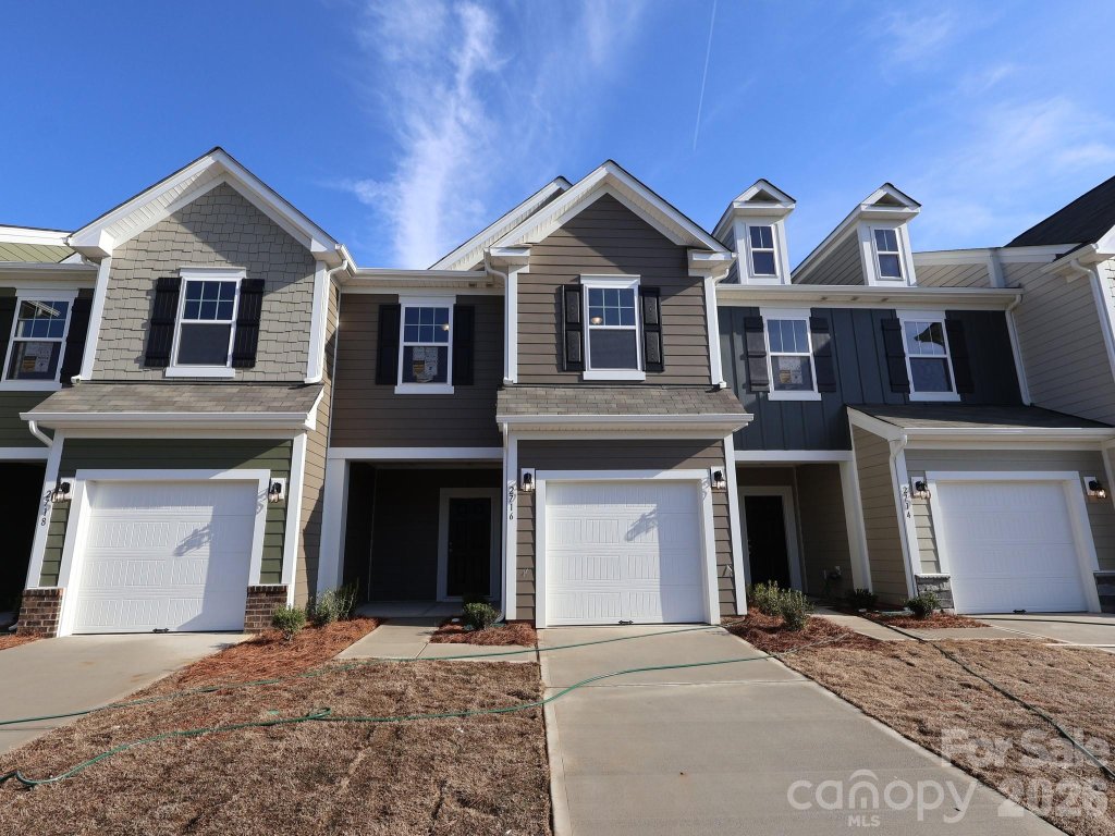 Piper Landing, Concord community