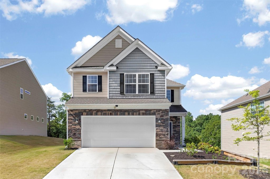 Brightwater, Charlotte community