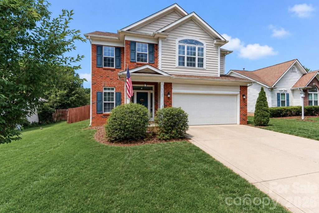 Oak Park, Concord community