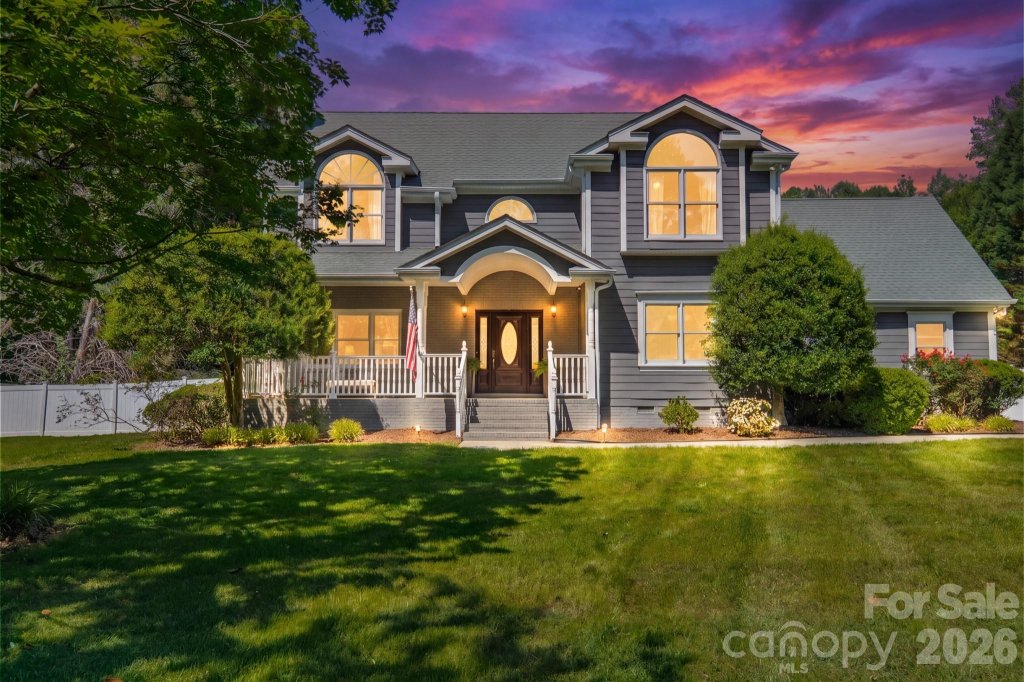 Cobblestone, Matthews community