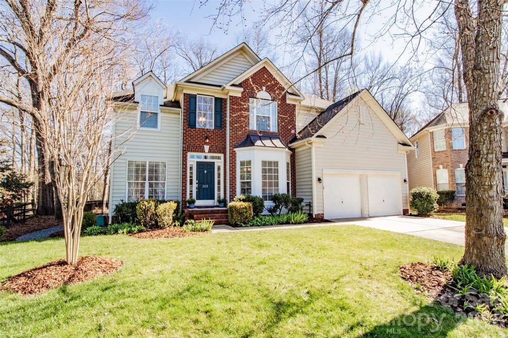 Somerset, Waxhaw community