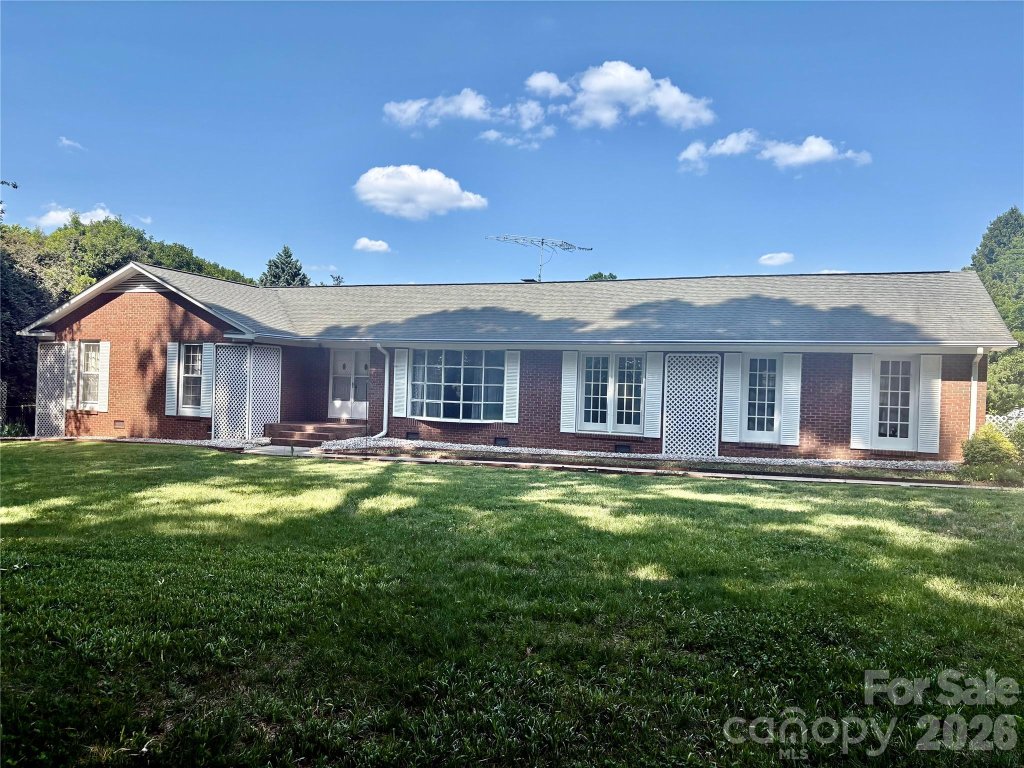 5500 Saddlewood Lane